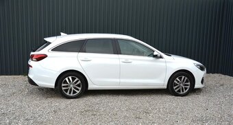 Hyundai i30 CW 1.6 CRDi Family SR 1Majiteľ - 4