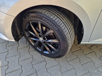 Škoda Fabia 1.0 TSi 95k M5 Team (benzin) - 4