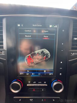 Renault Megane IV GT 205 - 4