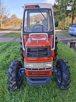 Malotraktor KUBOTA GT-8 - 4