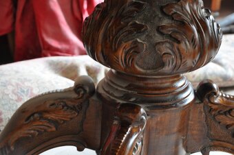 predám masívny stol - 4