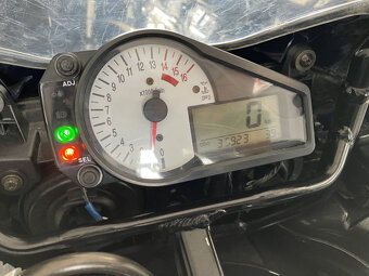 Suzuki GSX-R 750 - 4