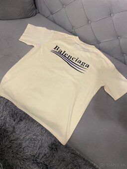 Balenciaga veľkosť S- 55€ - 4