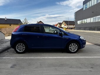 Fiat Punto Grande Racing Blue - 4