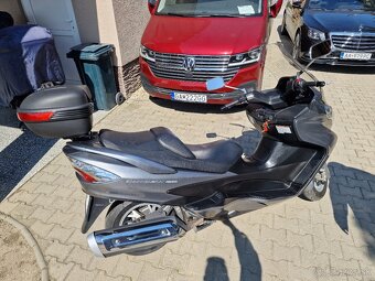 Suzuki Burgman AN 400 34k (benzín) - 4