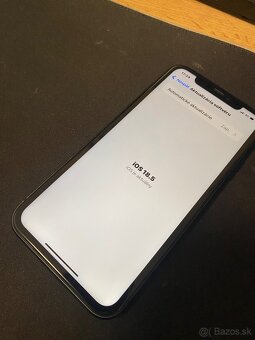 Predám iPhone 11 128gb - 4