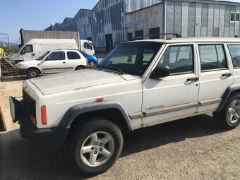 Jeep CHerokee XJ-4.0B - 4