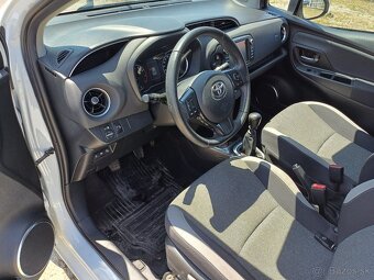 Toyota yaris - 4