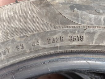 Predám pneu 225/60 r17 - 4