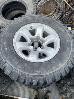 K2 265/70 r16 - 4
