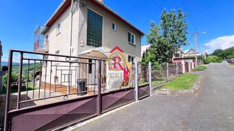 Exkluzívne na predaj dvojgeneračný rodinný dom v TOP lokalit - 4