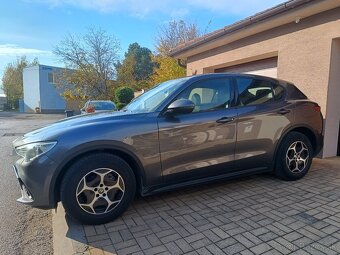 Alfa Romeo Stelvio 2.2 JTD 190k AWD A/T r.v.2022 - 4