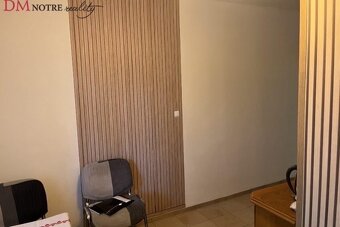 💥Priestranný dvoizbový byt s balkónom vo výbornej lokalite - 4