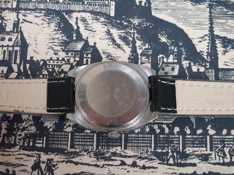 Hodinky Raketa - dvojdátum. - 4