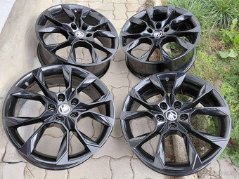 19" Skoda Octavia RS - Xtreme - 4