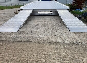 Autoprepravnij 3500kg hlinik - 4