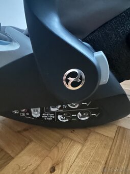 Polohovateľná autosedačka Cybex Cloud T i-Size - 4
