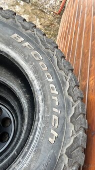 Pneu BF Goodrich 265/70 r17 - 4