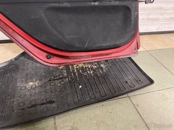 Zadné ľavé dvere fabia 1 - 4