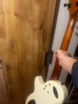 Gitara LAG elektrická + kombo Marshall Valvestate VS30R - 4