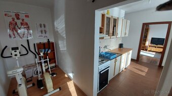 Predám priatelský 3 izbový byt+Kumbál+Logia na ul. Kpt. Nal. - 4