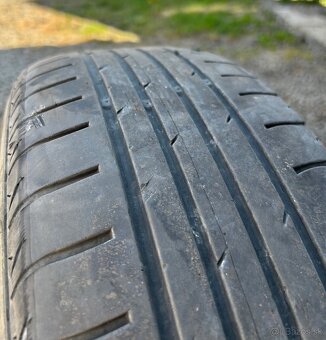 Pneu 185/60 R15 - 4