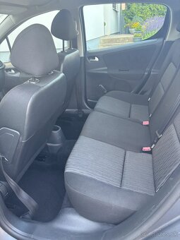 Peugeot 207 - 4