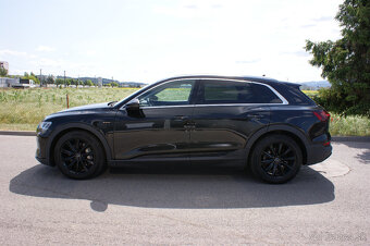 Audi E-tron 50 quattro Advanced - 4