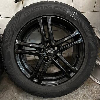 5x108 R17 7,5J ET47 + 235/55 R17 Vredestein celoročné - 4