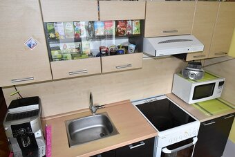 kuchynská linka - 230 cm s drezom bateriou digestorom - 4