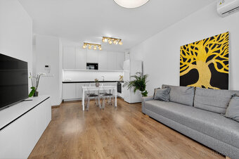 Na predaj moderný 2-izbový byt v obľúbenej lokalita - 4