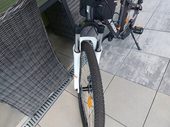 nový horský bicykel ST 120 27.5 sivo oranžový - 4