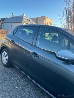 Peugeot 208 • 2012 • 1.4 Diesel • 50 kW • - 4