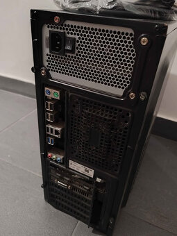 Starší herný PC - 4