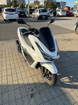Honda PCX 125  2026 - 4