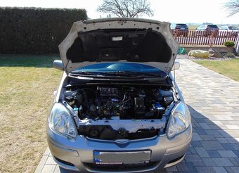 Rozpredám: Toyota Yaris 1.4 D4d, 1.0i, 1.4 VVti - 4