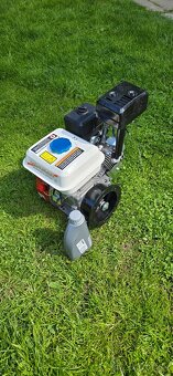 Mf 70 motor. 4 takt. Jicin - 4