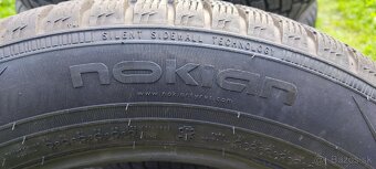 235/55 R17 Nokian WR A4 - 4
