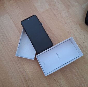 Samsung galaxy - 4