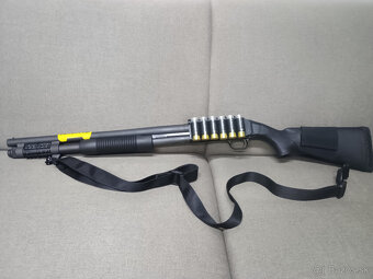 Opakovacia brokovnica Mossberg 590A1 12/76 - 4