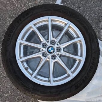 Kompletná sada zimných pneu aj na diskoch 17" V-spoke - 4