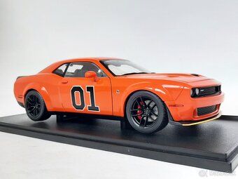 1:18 - Dodge Challenger R/T Scat Pack - Solido - 1:18 - 4