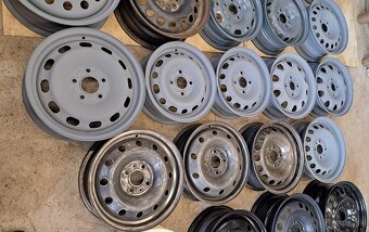PLECH. DISKY PO 1 KUSE - ŠKODA, FIAT, PEUGEOT, FORD,RENAULT, - 4