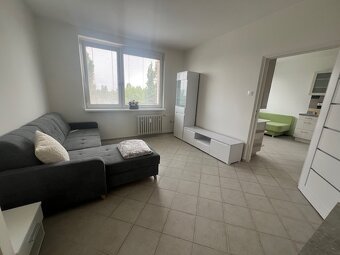 1 izbový byt v Ružinove, ŠÁNDOROVA ul - 4