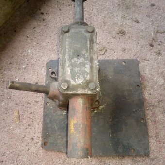 Náhradné diely Praga PV3S V3S brzdové obloženie kosti - 4