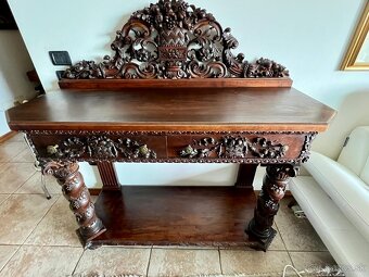 Starožitný nábytok - 4