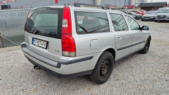 Volvo V70 D5 - 4