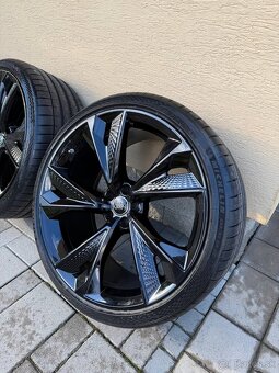 Audi RS6, RS7, SQ7, SQ8 R22 - 4