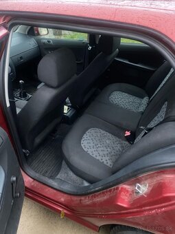 Rozpredám skoda fabia 1.2 HTP 47kw - 4