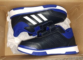 Predam nove chlapcenske Adidas veľ.29 - 4